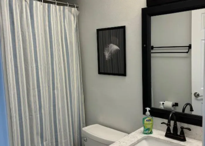 Gorgeous Remodeled Classy Family Granite City