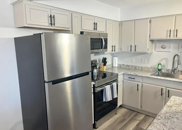 Gorgeous Remodeled Classy Family Granite City